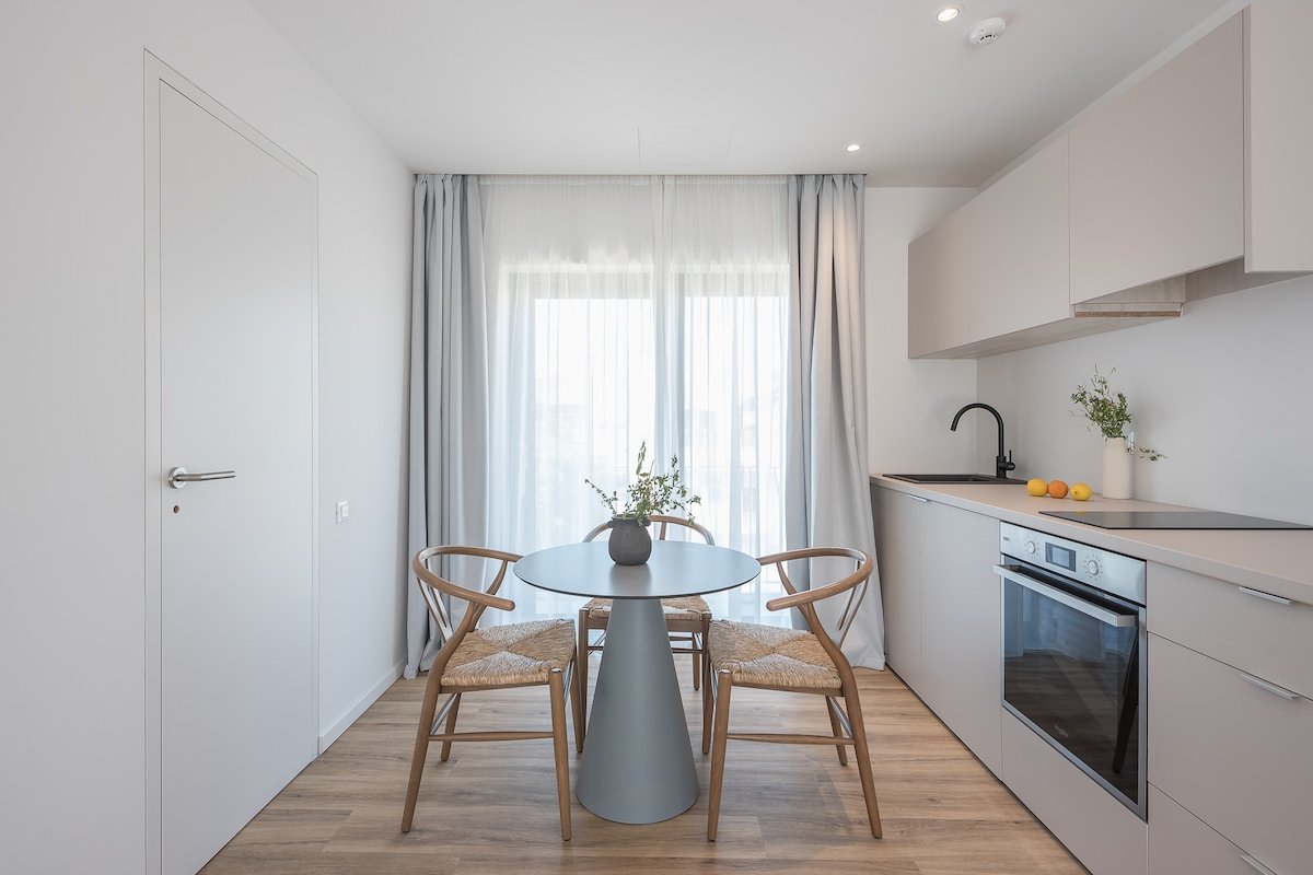 Ceramian-Building of 8 apart gallery image 5