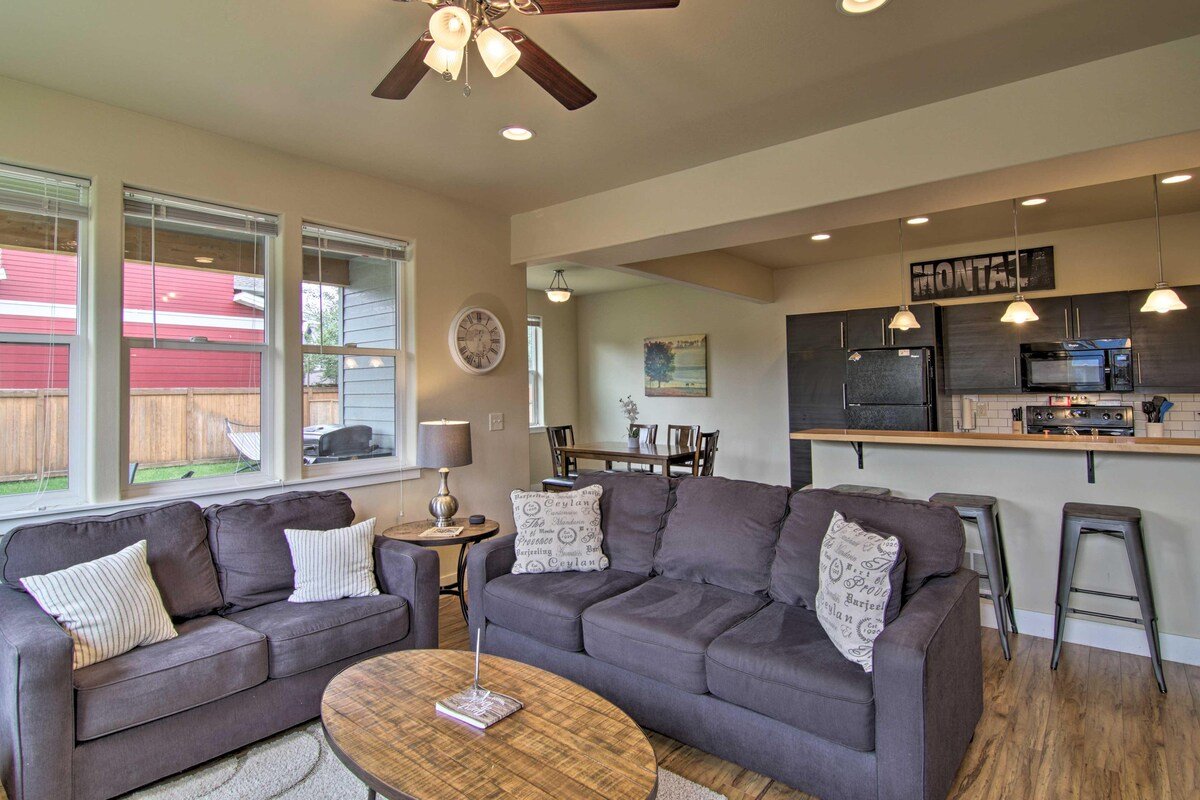 Bozone Bliss (KING Bed) Steps from Lake! gallery image 3