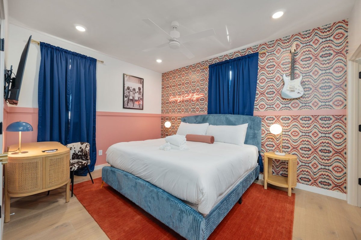 Music Row Haven | Modern Style + Private Hot Tub gallery image 4