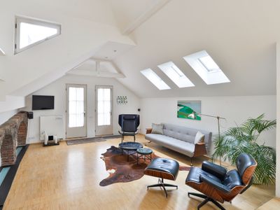 Eclectic Loft at Royal Way