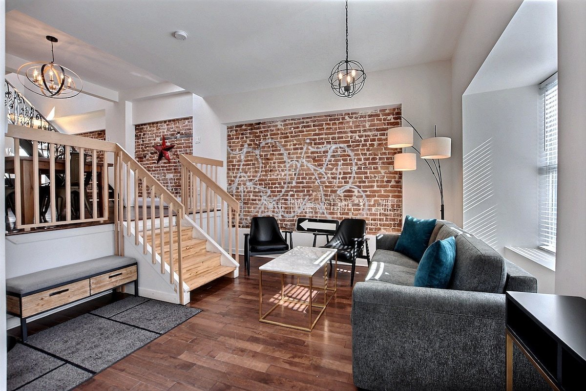 5BDR Loft Downtown w/ Private Rooftop Deck gallery image 3