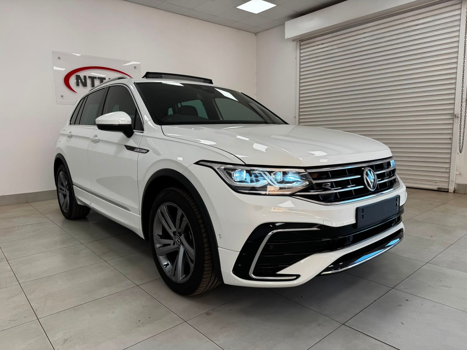 VOLKSWAGEN TIGUAN 1.4 TSI R-LINE DSG for Sale in South Africa