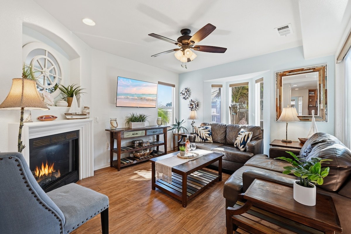 Nautical Beach House 2 | 3BR Steps to Beach + Deck gallery image 2