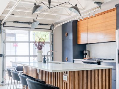 Eastside Retreat: Work, Play & Explore Downtown