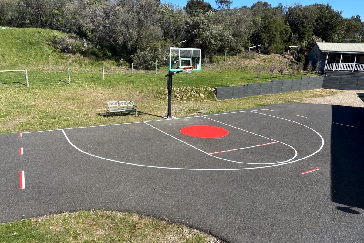 Coastal Luxe – Pool, Tennis, Sauna, Basketball gallery image 4