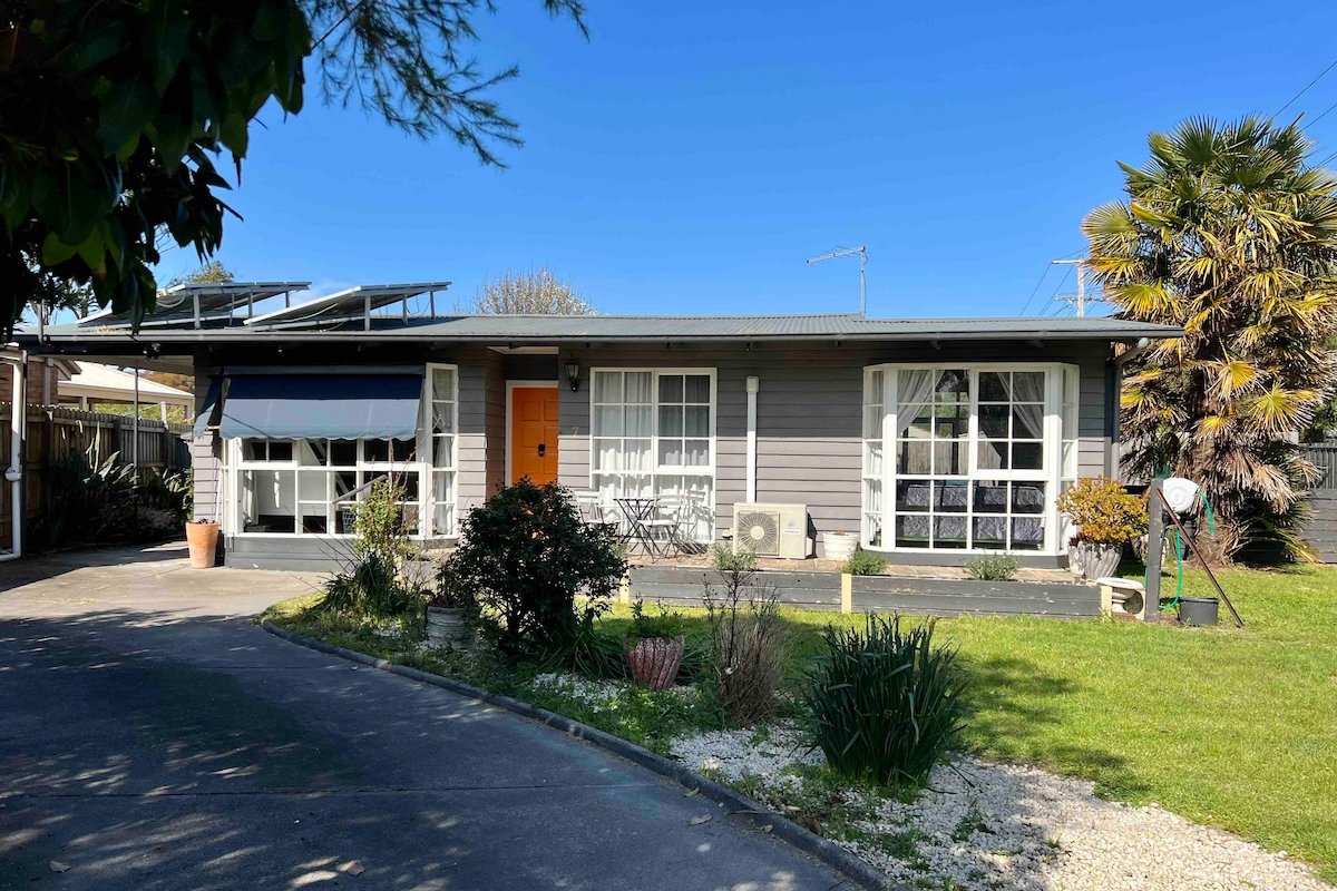 Capel Cottage for Groups & Families gallery image 2