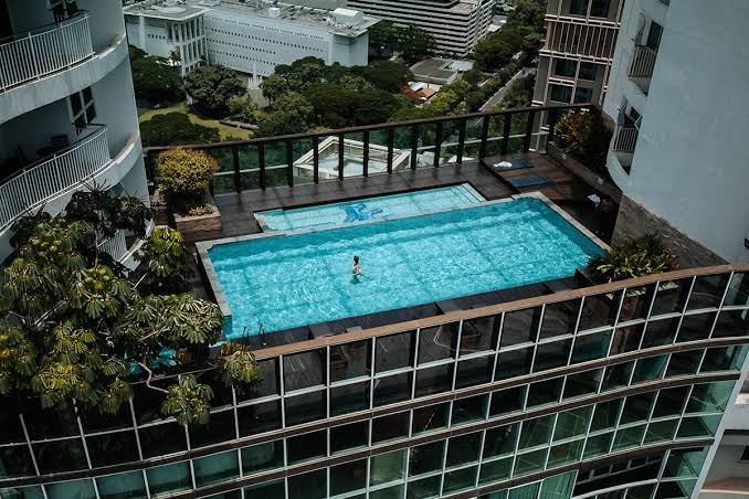 Large specious 3BR/Prime location in the Center gallery image 3