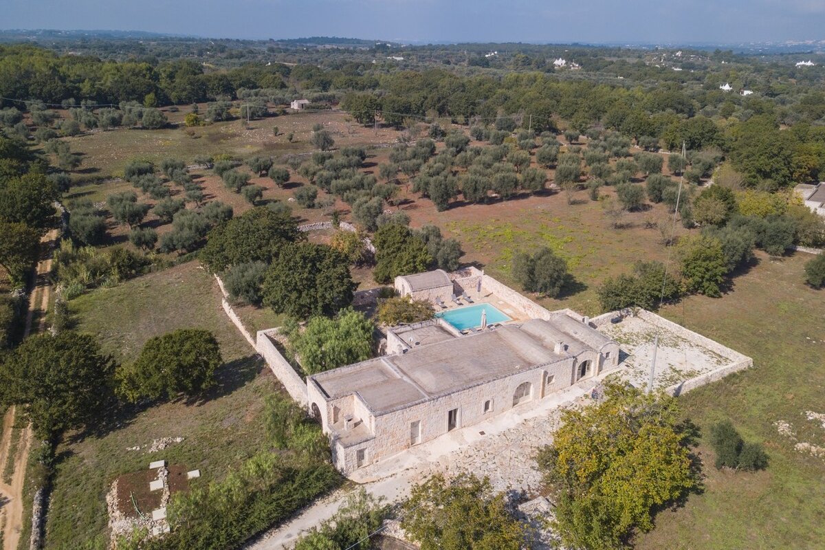Casale La Cesarina – with Pool & Olive Groves gallery image 3