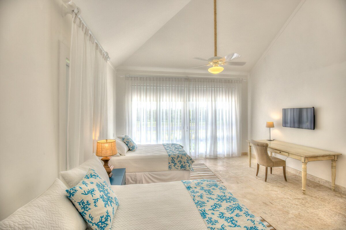 Hacienda A21 – Imposing Golf view Villa gallery image 3