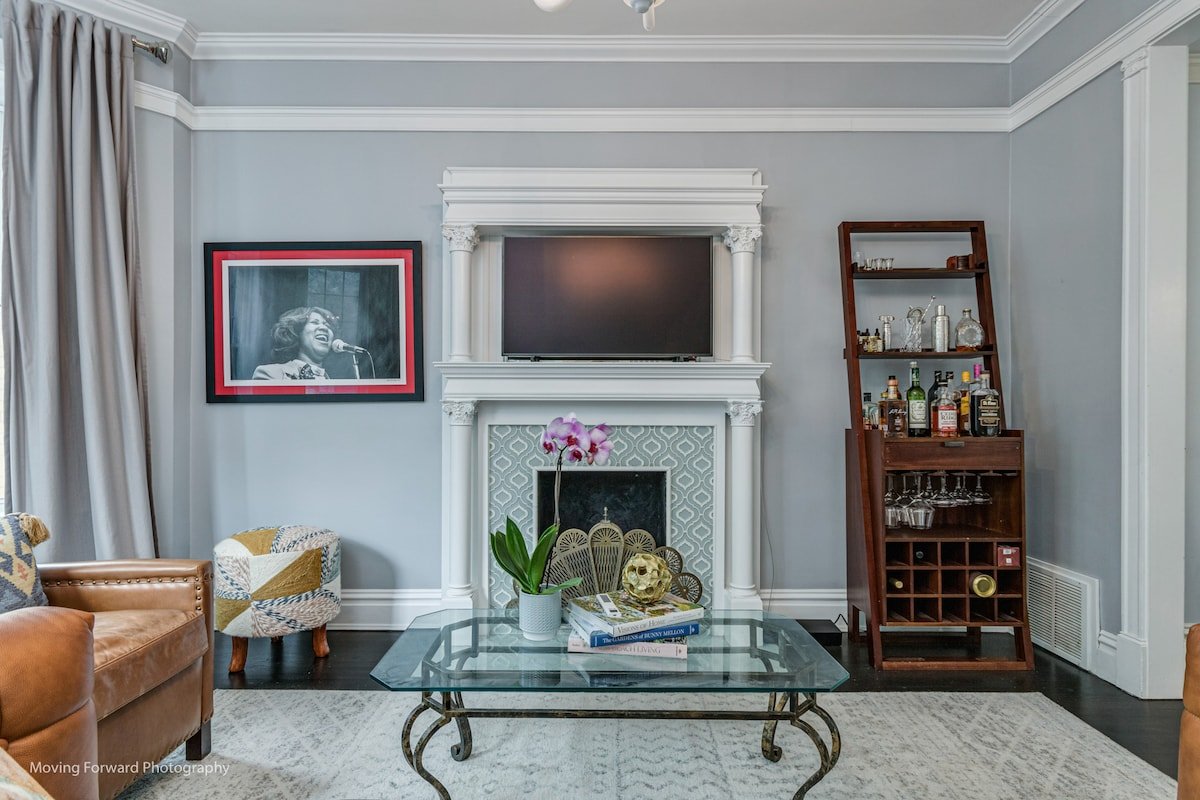 Wrigleyville Single Family gallery image 4