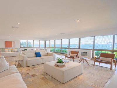 Lindo apartamento de frente para a praia do Leblon