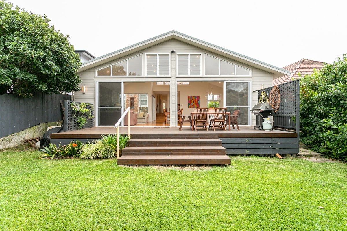 Beach House Close to Manly gallery image 3