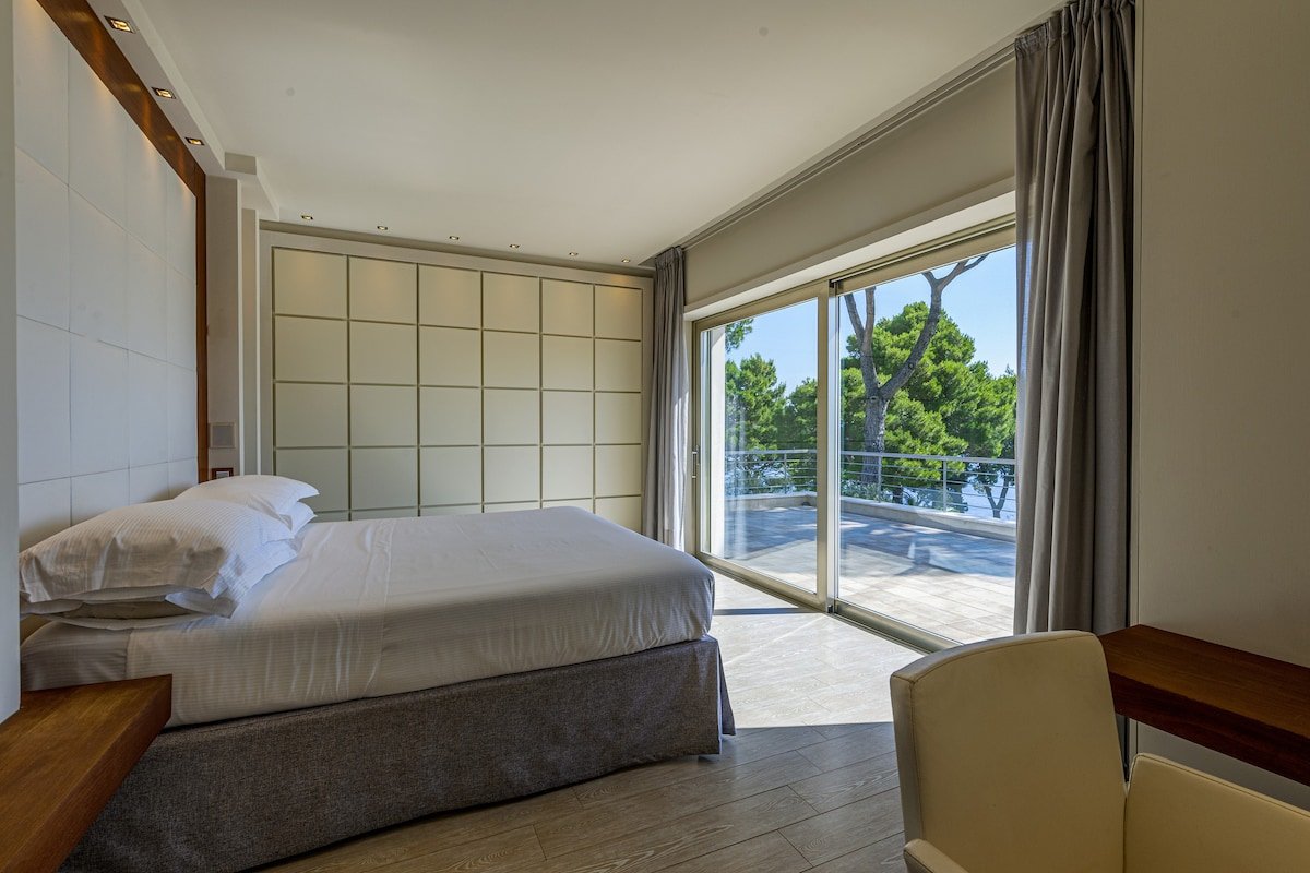 Villa Sorrento gallery image 4