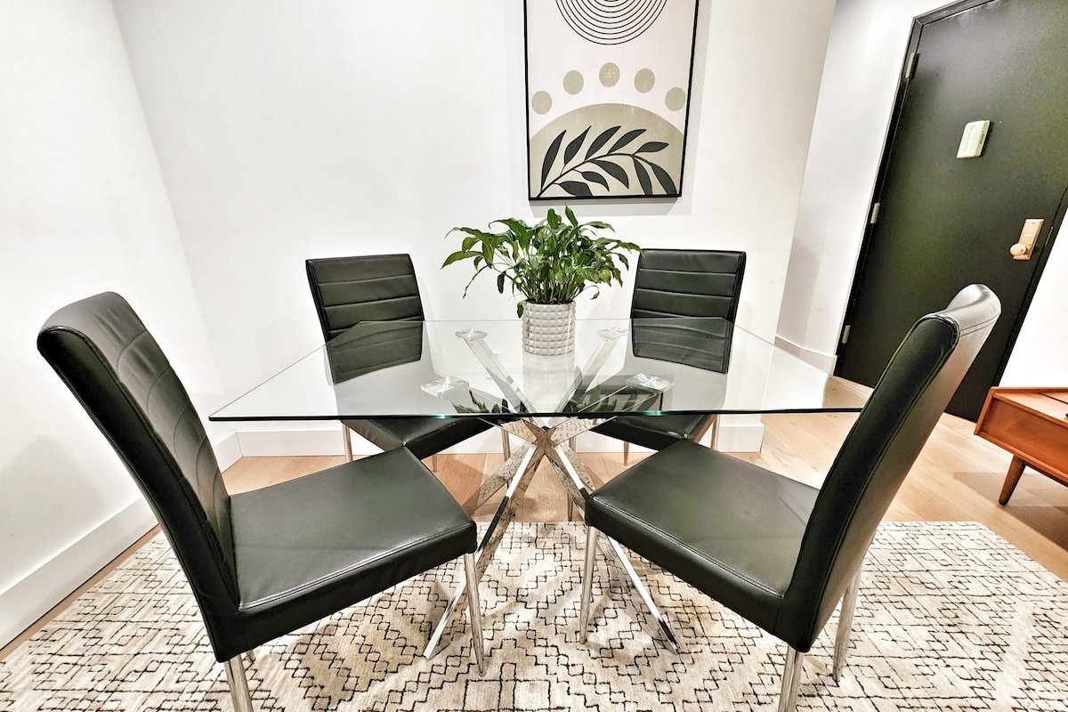 Elegant silent Apartment East Village gallery image 3