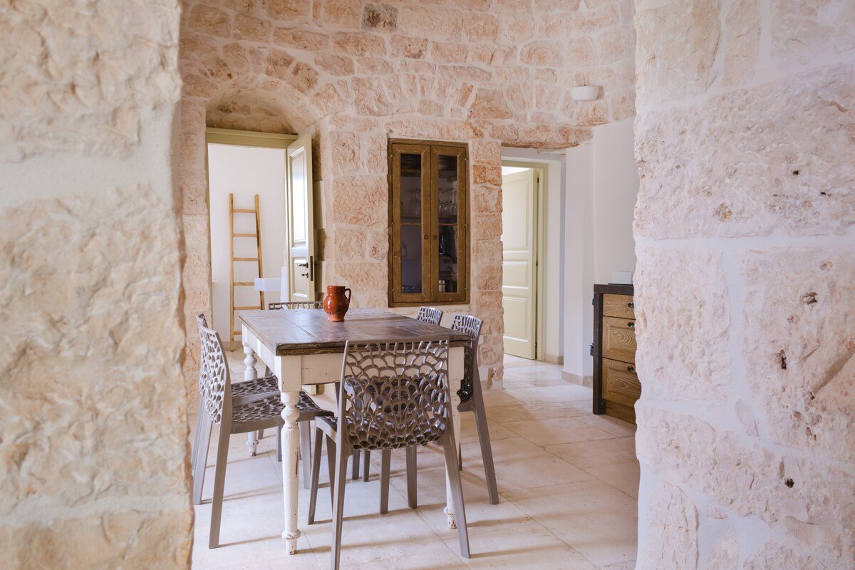 Fantastic Trulli Masseria with pool & big garden gallery image 4