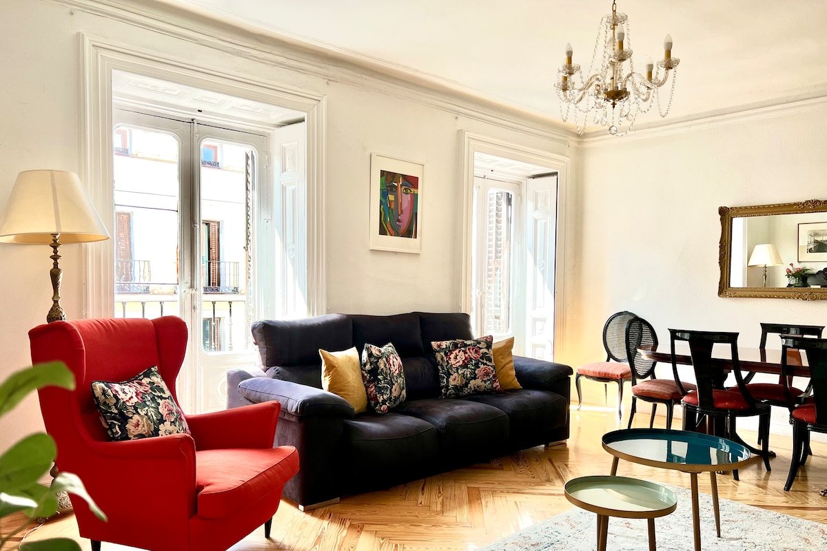 Best location in Madrid Center gallery image 3