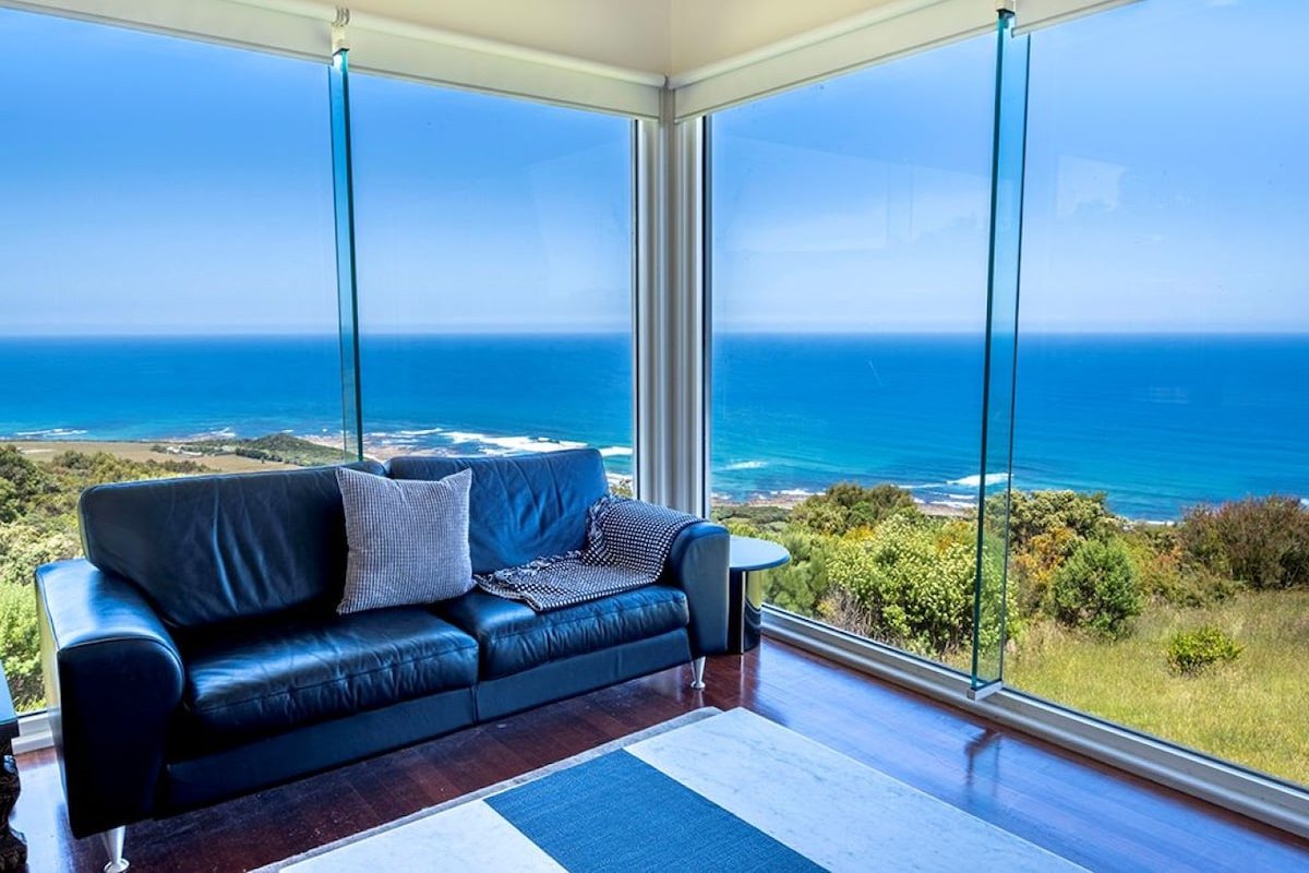 Bonita Vista – Stylish + Breathtaking ocean views gallery image 5