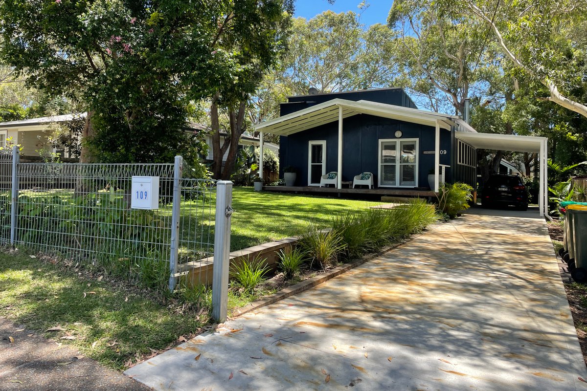 Quirky Beach House in a great location