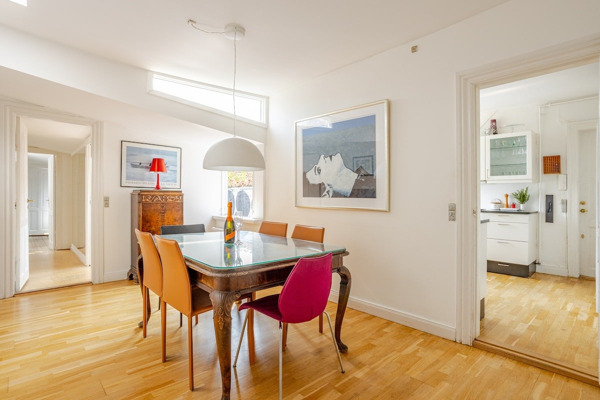 Fantastic View Central Copenhagen Kings Garden gallery image 5