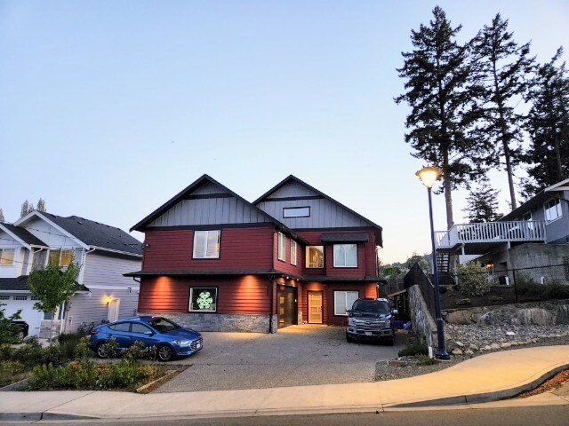 Glen Lake Family Retreat with Hot Tub & Lake View gallery image 3