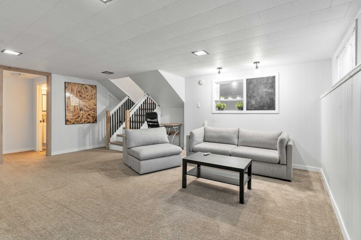 Winnipeg Top Retreat gallery image 5