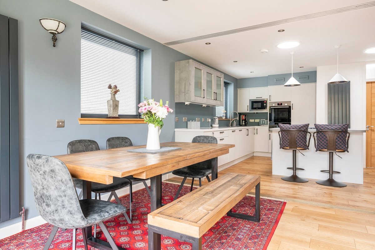 Tranquil Retreat in the City/Free parking/Wifi gallery image 4