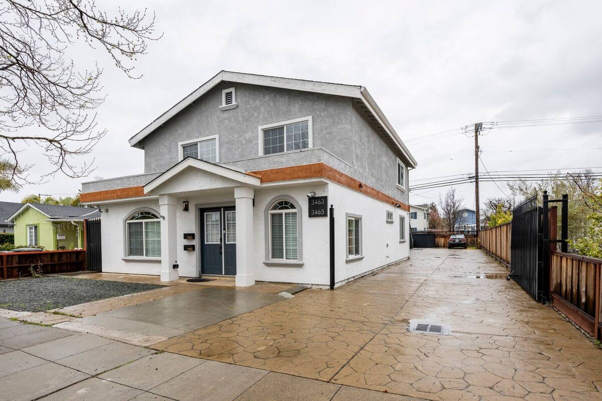 New Luxurious Modern 5Beds/5Baths in Redwood City gallery image 3