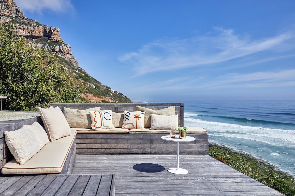 Seaside Mountain Retreat in Misty Cliffs w/ Sauna gallery image 2