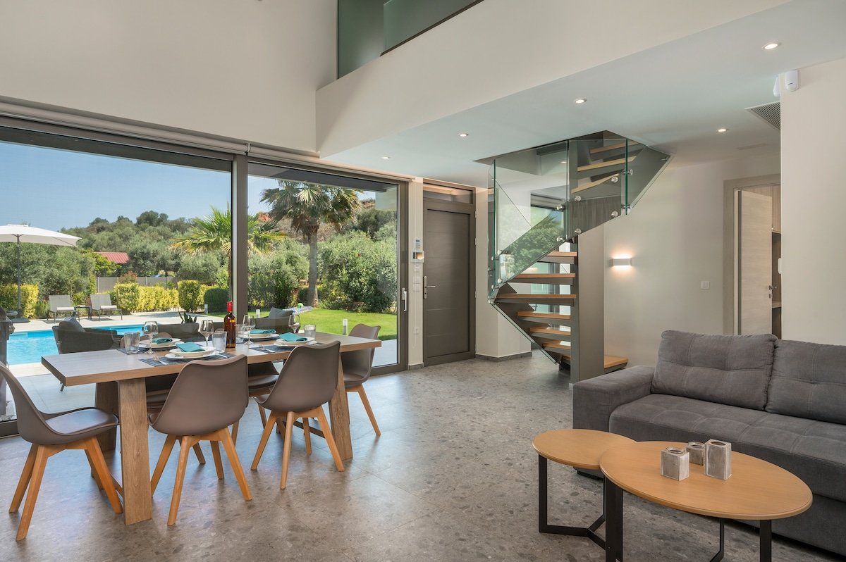 Private Heated Pool – New Lux villa-Walk to Beach gallery image 5