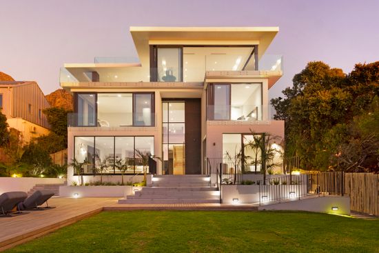 Slick Villa 33