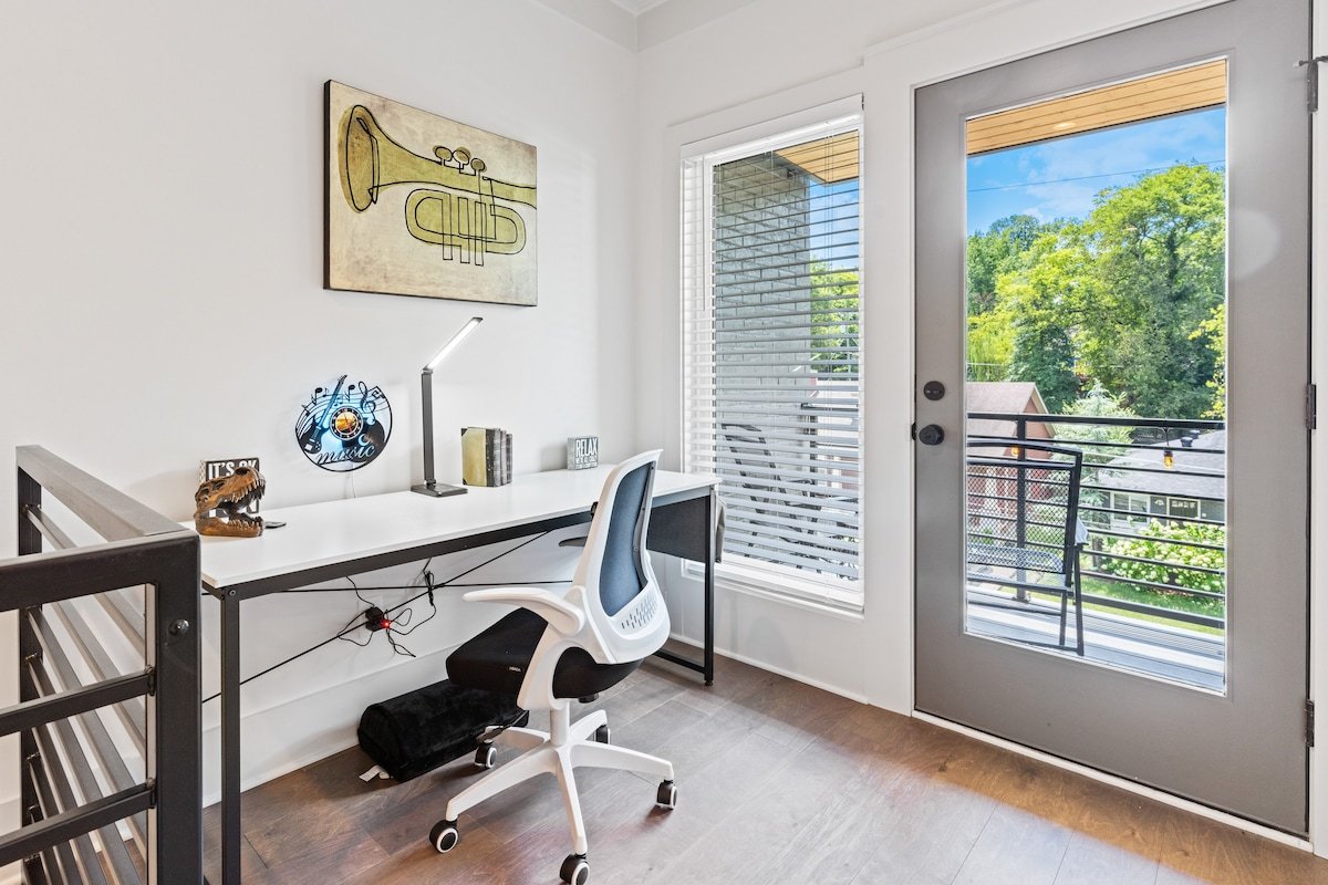 *SLEEPS 24* Keep the Secret *2 Units * 8BR* 8BA*1 gallery image 5