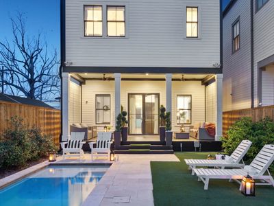 Deluxe Modern Home | Heated Pool & Game Room