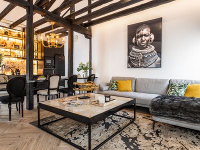 Waou Palace es MIA – Corta Duración