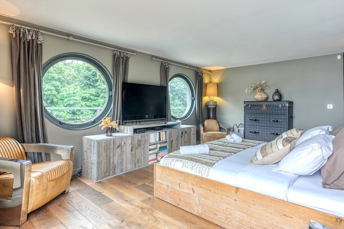 Countryside in Paris… gallery image 4