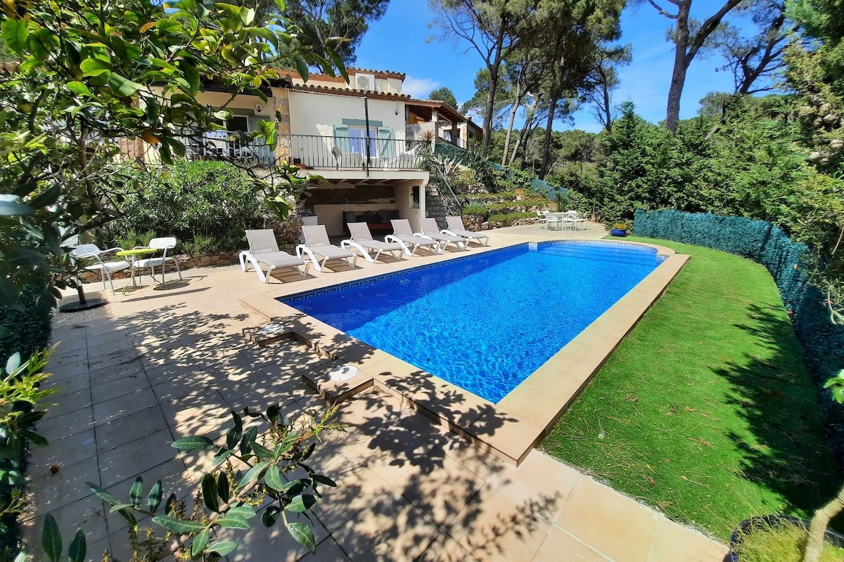 Begur: Private villa & pool. Ideal for families. gallery image 4