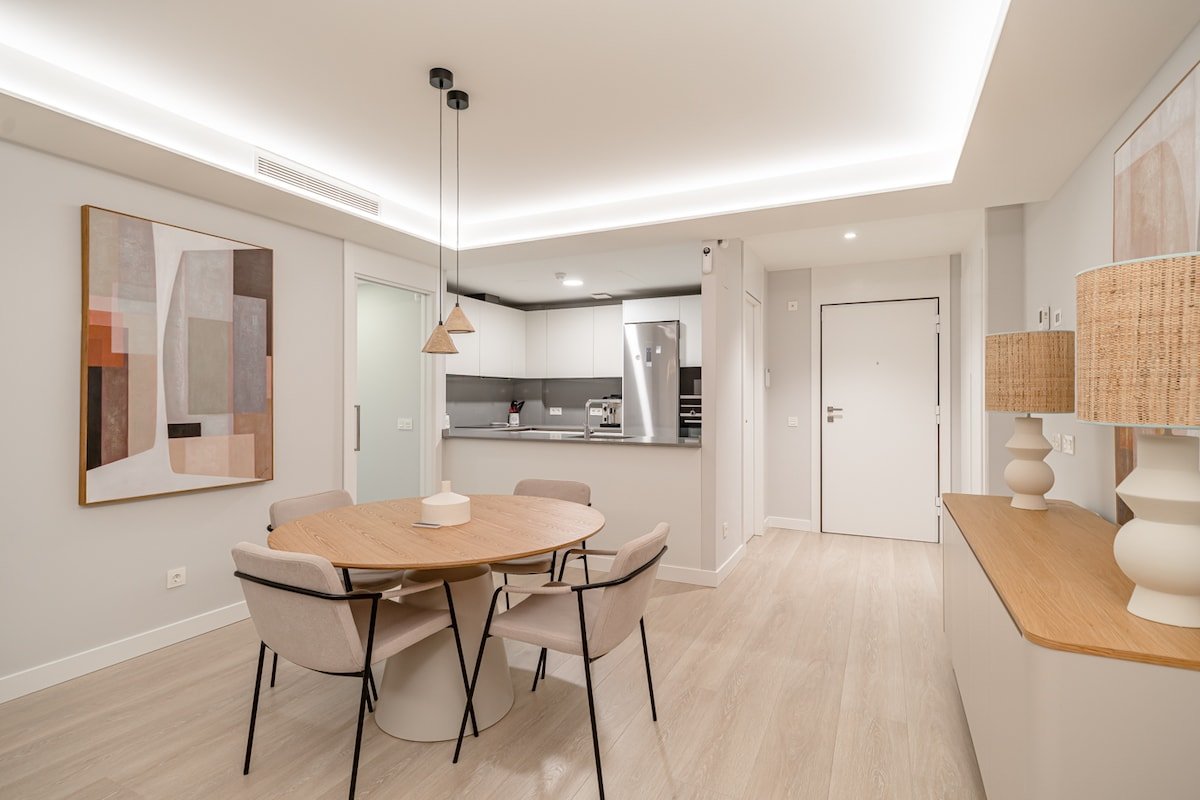 New flat with swimming pool gallery image 5