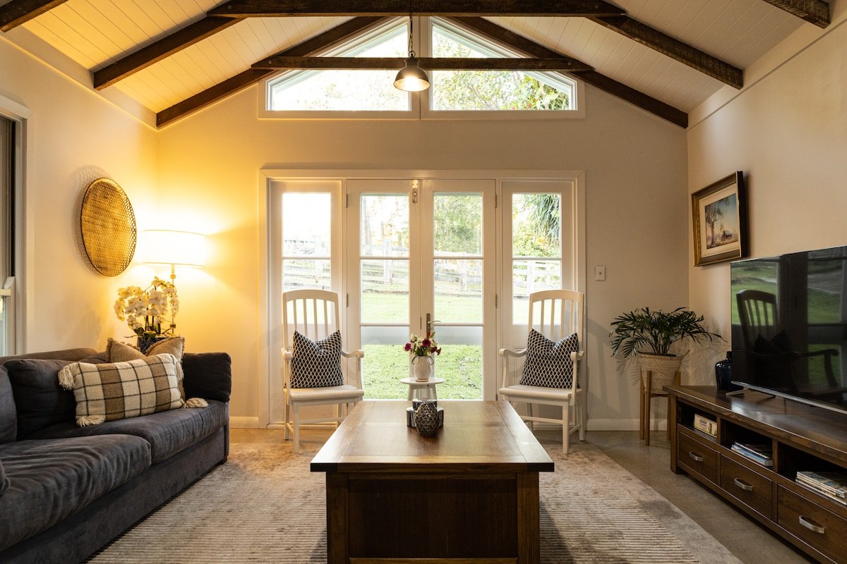 The Dairy: 5 bed/4 bath on picturesque farm gallery image 4