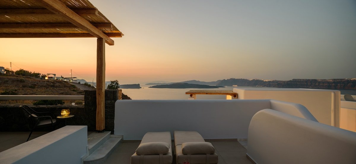 Master Villa at Acro Blue Luxury Villas!!! gallery image 3