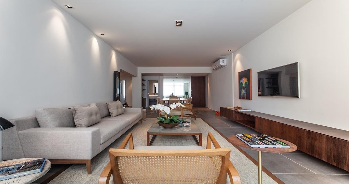 Modern 2-bedroom apartment in Ipanema 059 gallery image 2