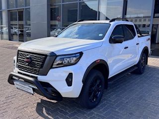 NISSAN NAVARA 2.5DDTI PRO-4X 4X4  for Sale in South Africa