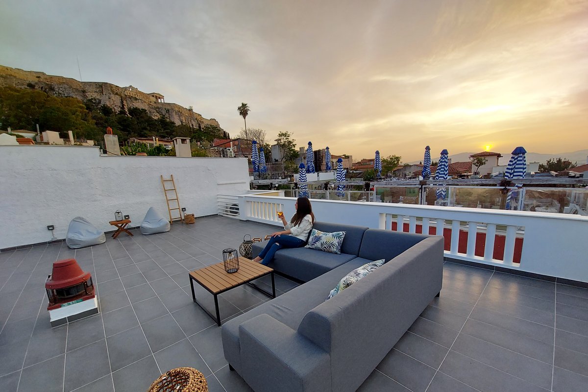 Luxury house in Plaka overlooking the Acropolis