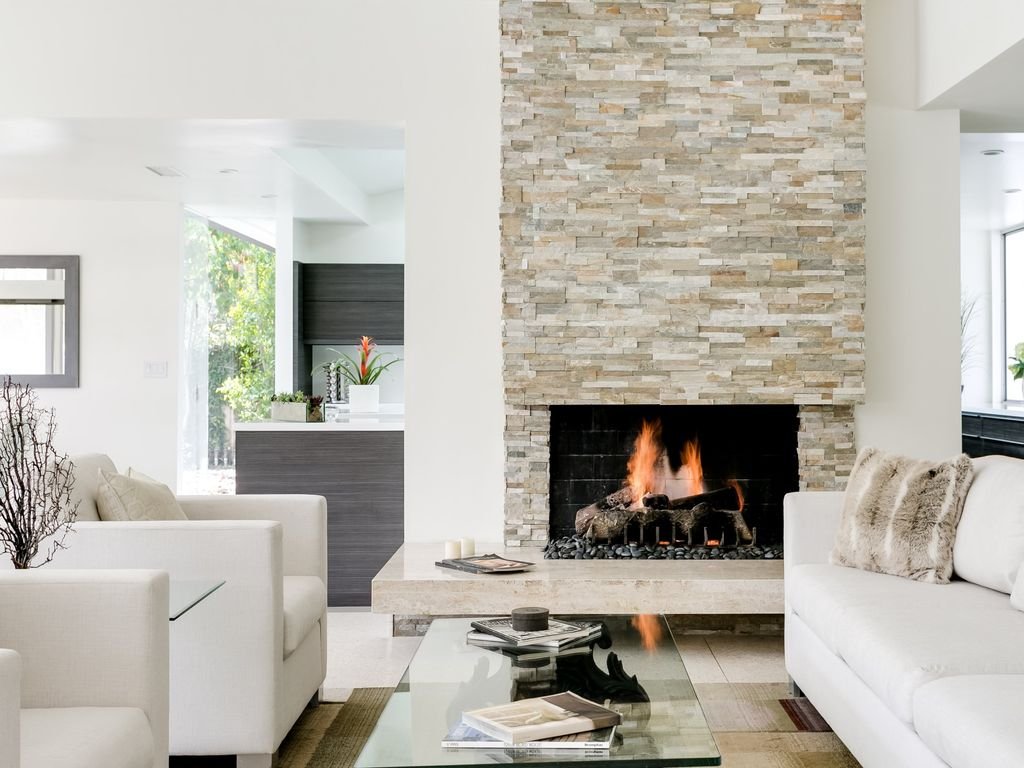 Contemporary Masterpiece Walls of Glass gallery image 3