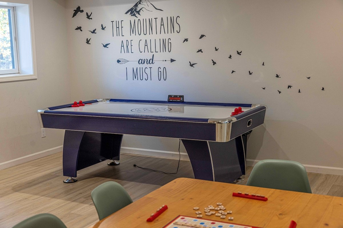 Group House, Game Room, Hiking & Breweries gallery image 4