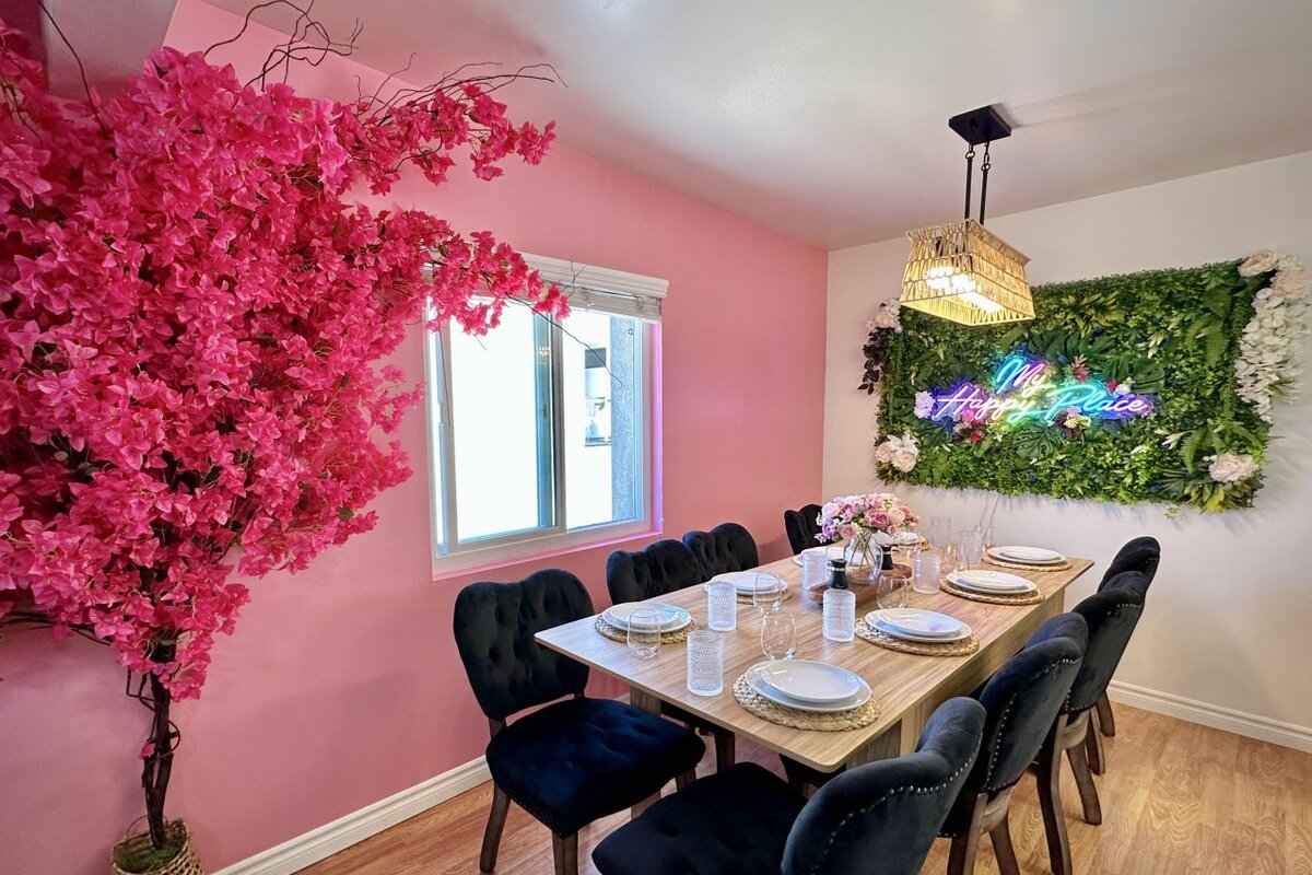 3BD 2BA Beach Home w/ Games + Gym gallery image 3