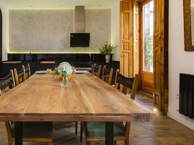 Elegante apartamento en la zona centro/Atocha con cuatro dormitorios en suite.