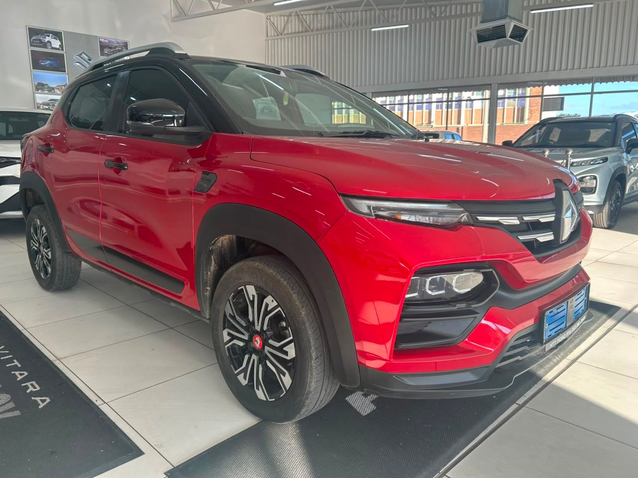 RENAULT KIGER 1.0T INTENS CVT for Sale in South Africa