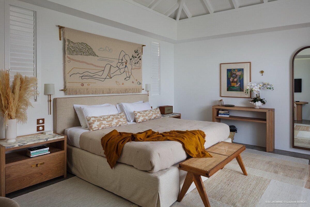 Jasmine gallery image 3