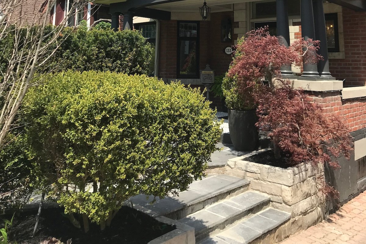 Grand & Luxurious Historic Home | Central Toronto gallery image 5