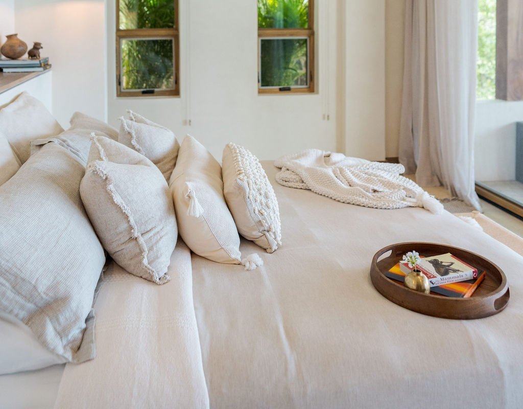 New Ocaso Luxury Villa Flamingo Beach 9 Bedrooms gallery image 2