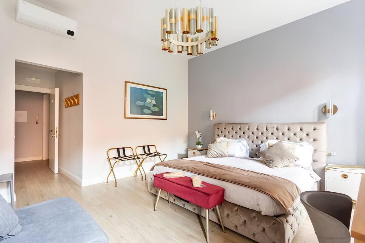 Vivi Trevi Luxury Suites gallery image 3